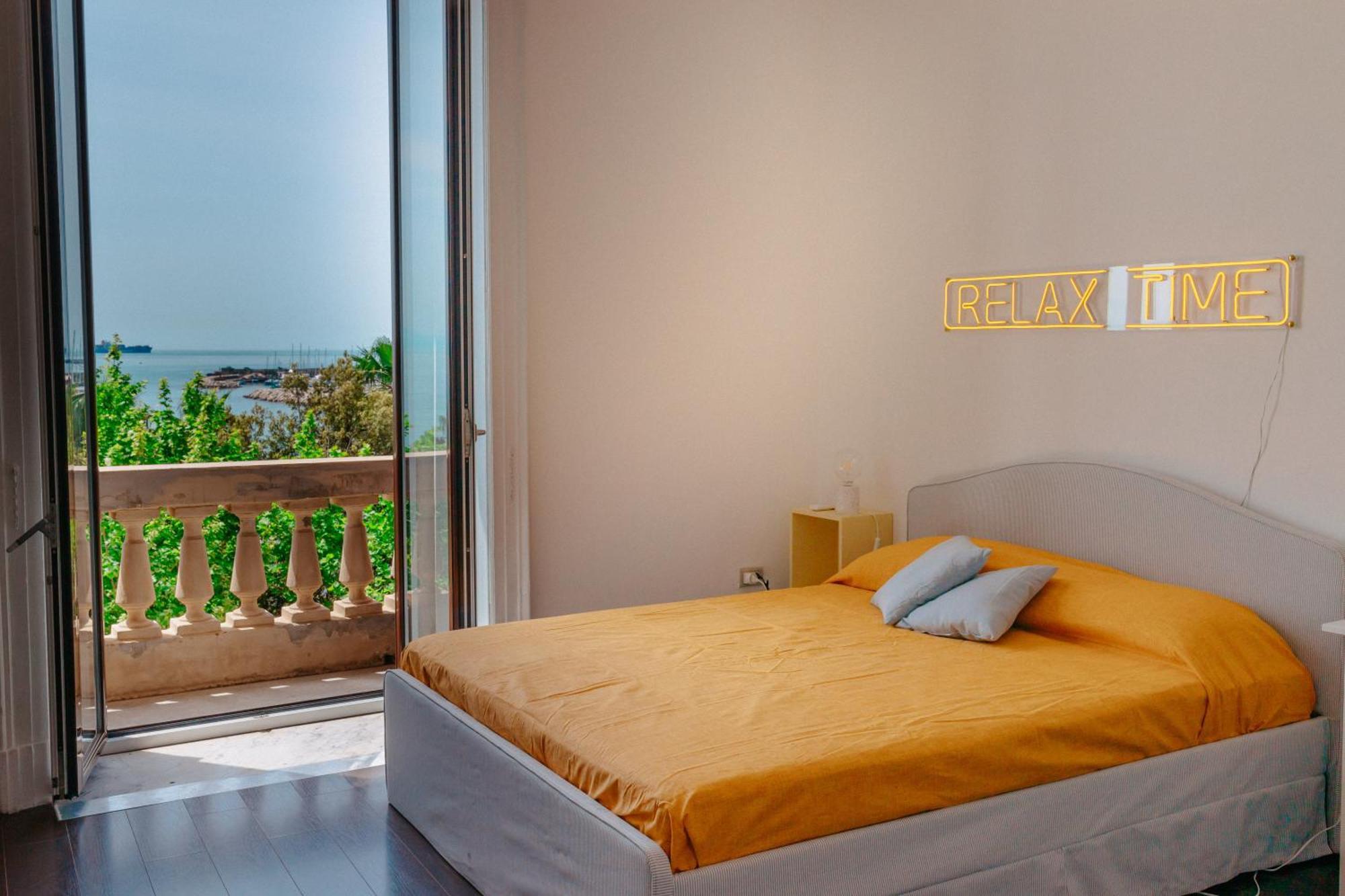 Blue Sea View Apartment Salerno